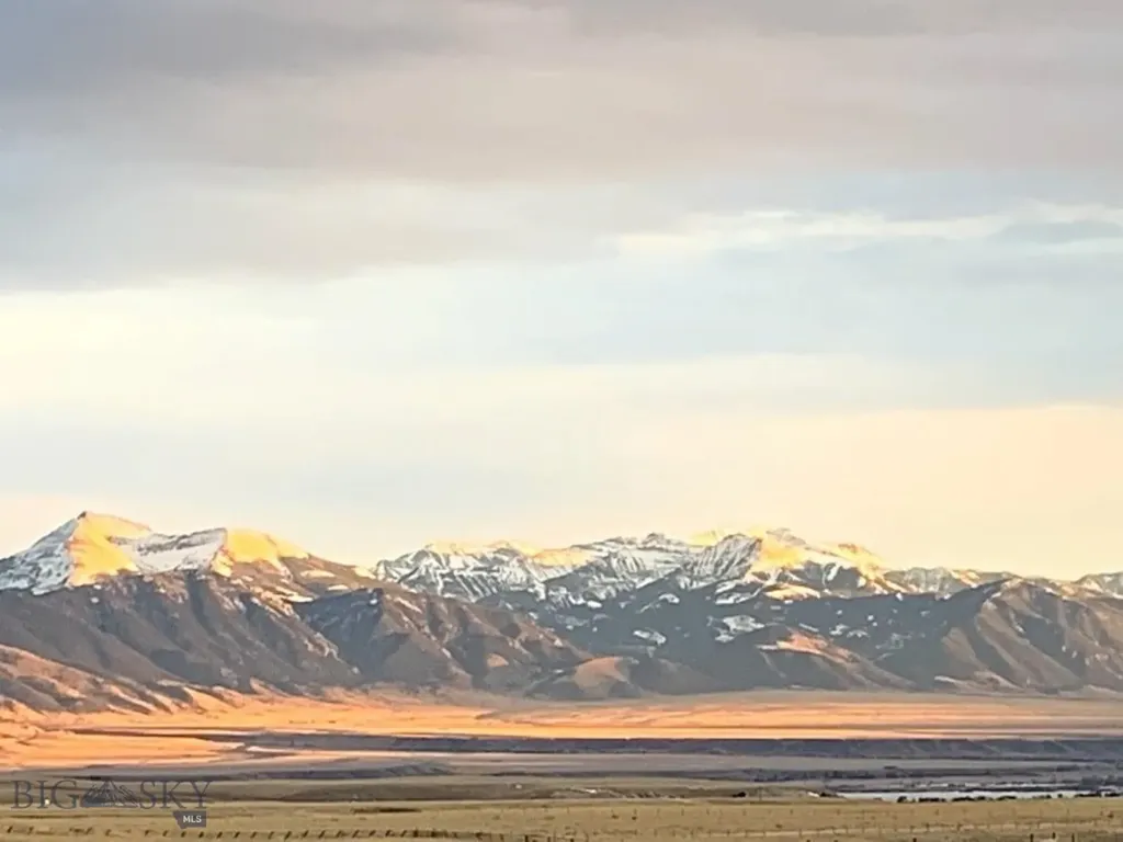 49 Redtail Hawk Road Mcallister MT 59740