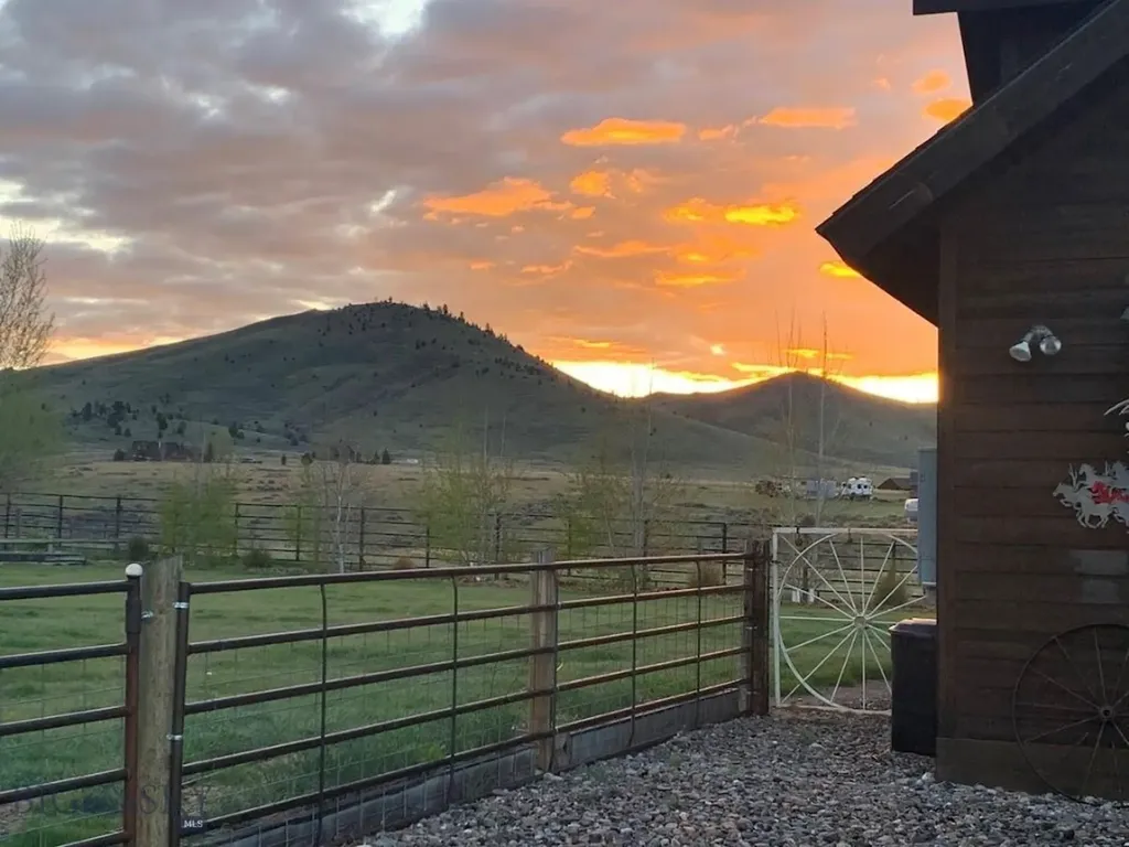 49 Redtail Hawk Road Mcallister MT 59740