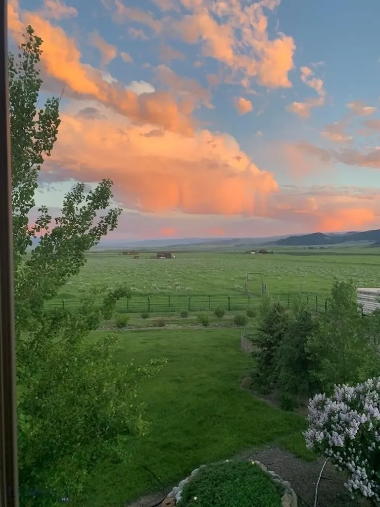 49 Redtail Hawk Road Mcallister MT 59740