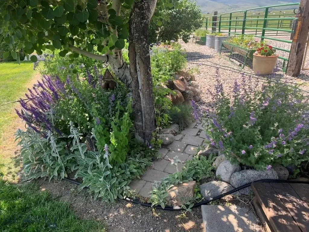 49 Redtail Hawk Road Mcallister MT 59740