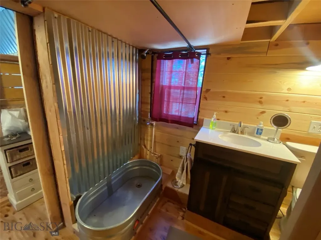42 Grey Owl Road Philipsburg MT 59858