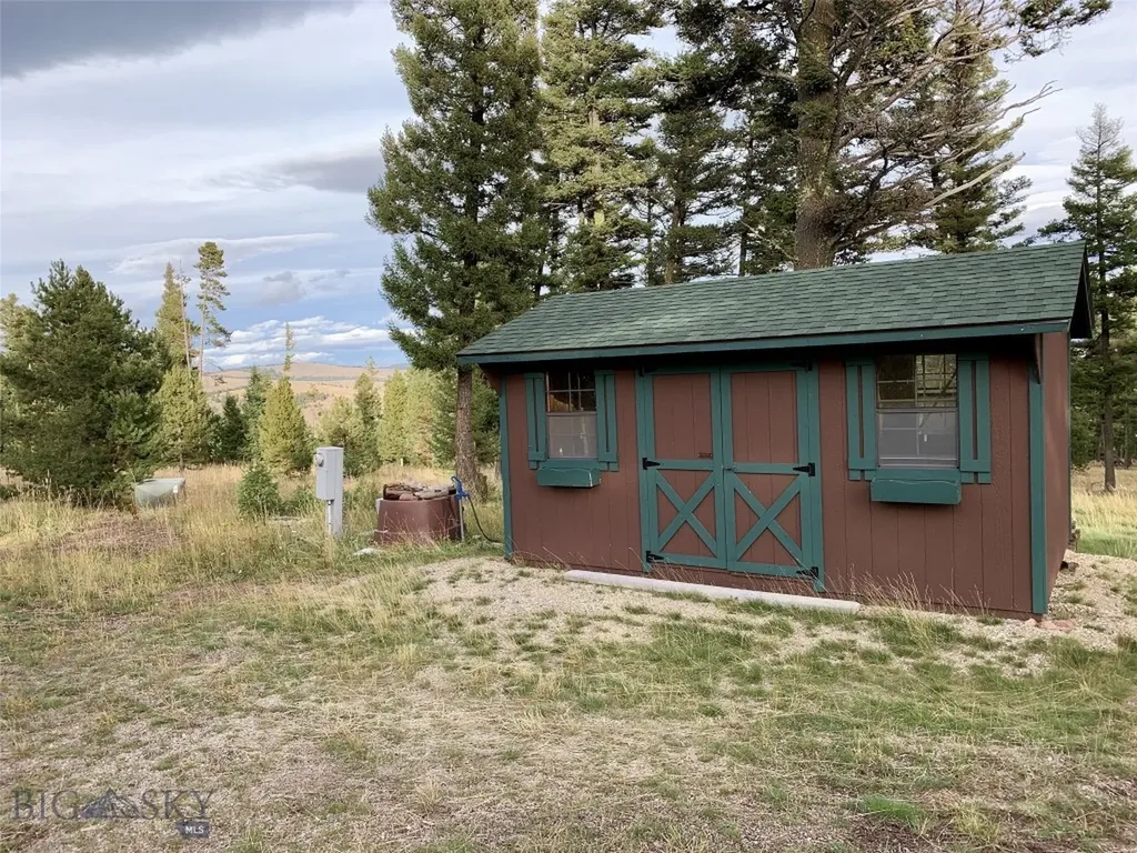 42 Grey Owl Road Philipsburg MT 59858
