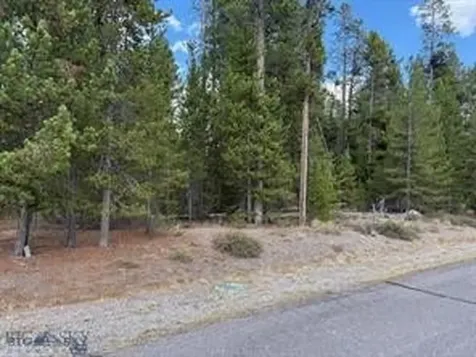 325 Shoshone Avenue West Yellowstone MT 59758