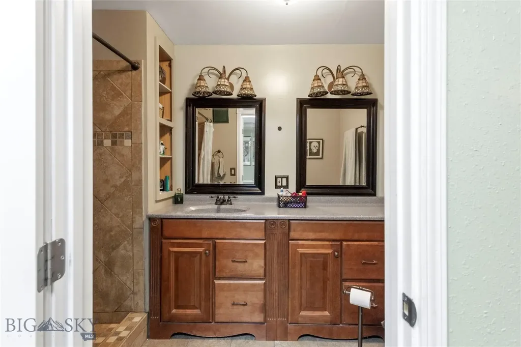 240 Roosevelt Drive Butte MT 59701