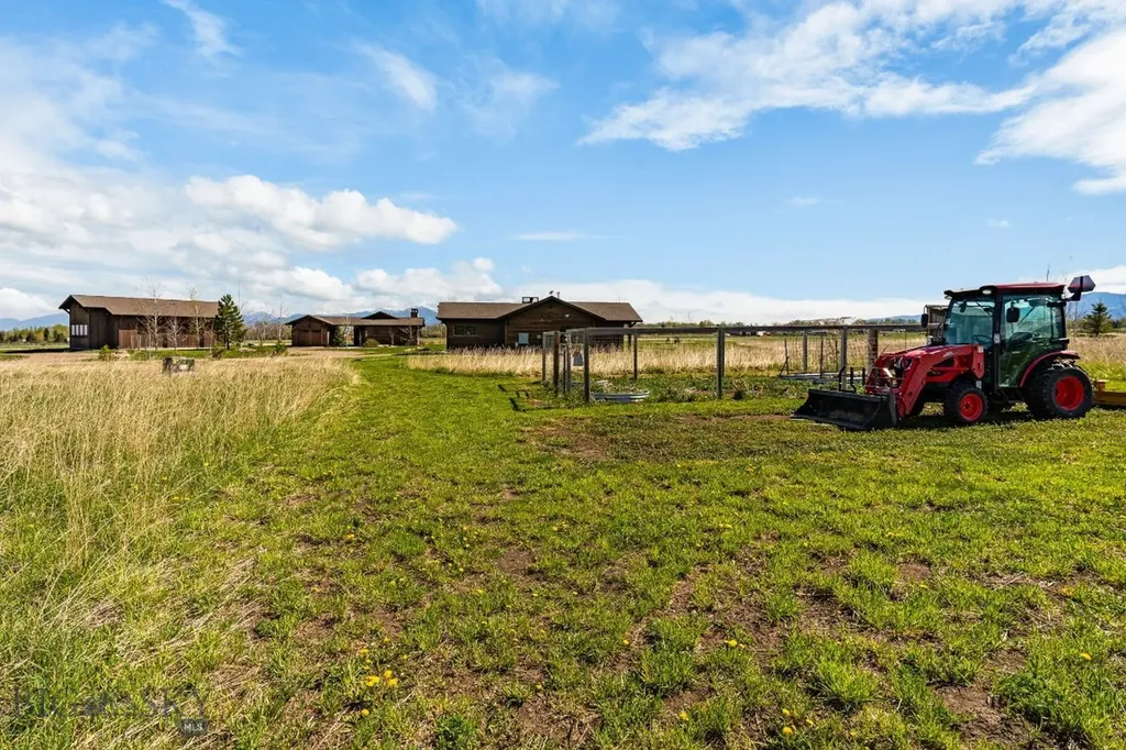 232 High Lonesome Trail Bozeman MT 59718