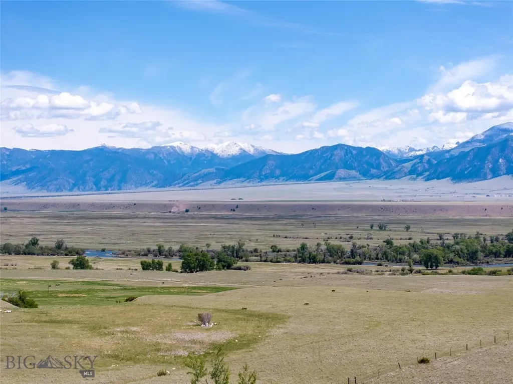 102 Diamondback Road Ennis MT 59729
