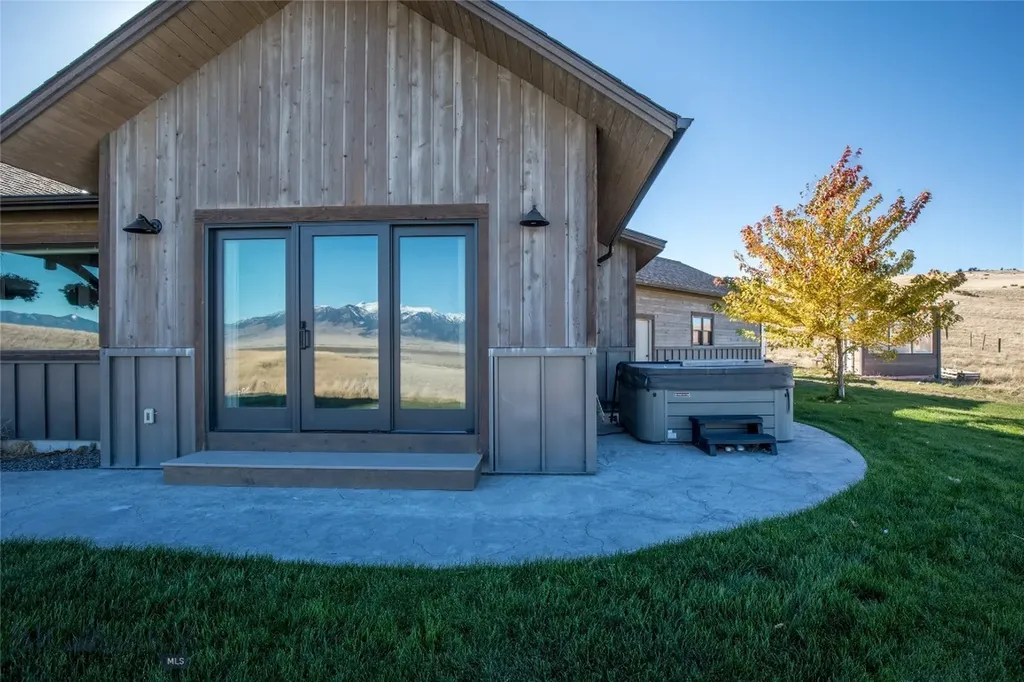 102 Diamondback Road Ennis MT 59729