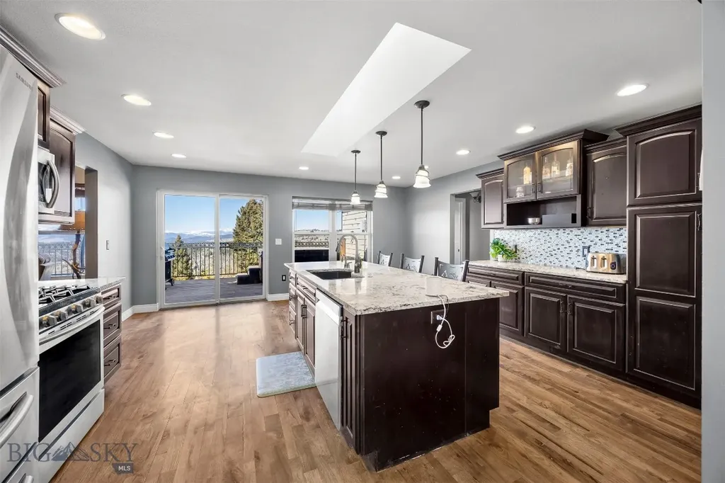 85 Poormans Butte MT 59701