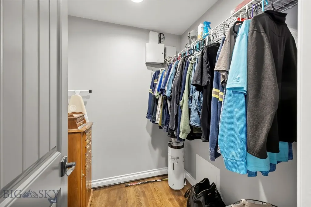 85 Poormans Butte MT 59701