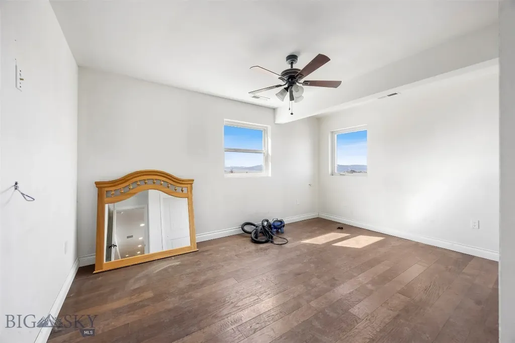 85 Poormans Butte MT 59701