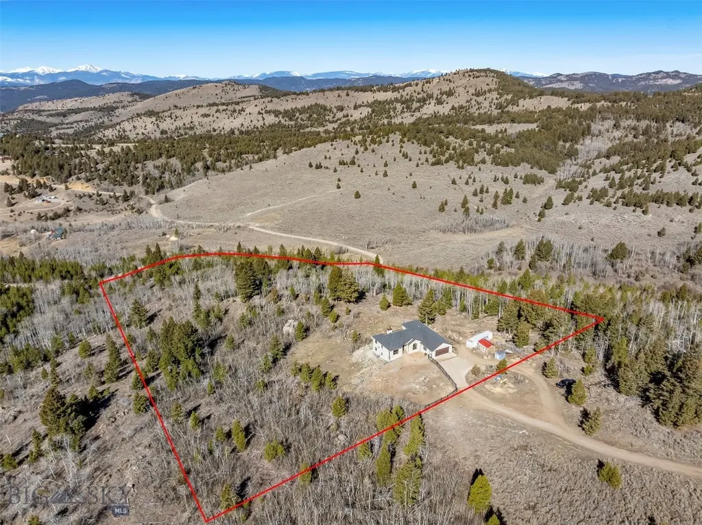 85 Poormans Butte MT 59701