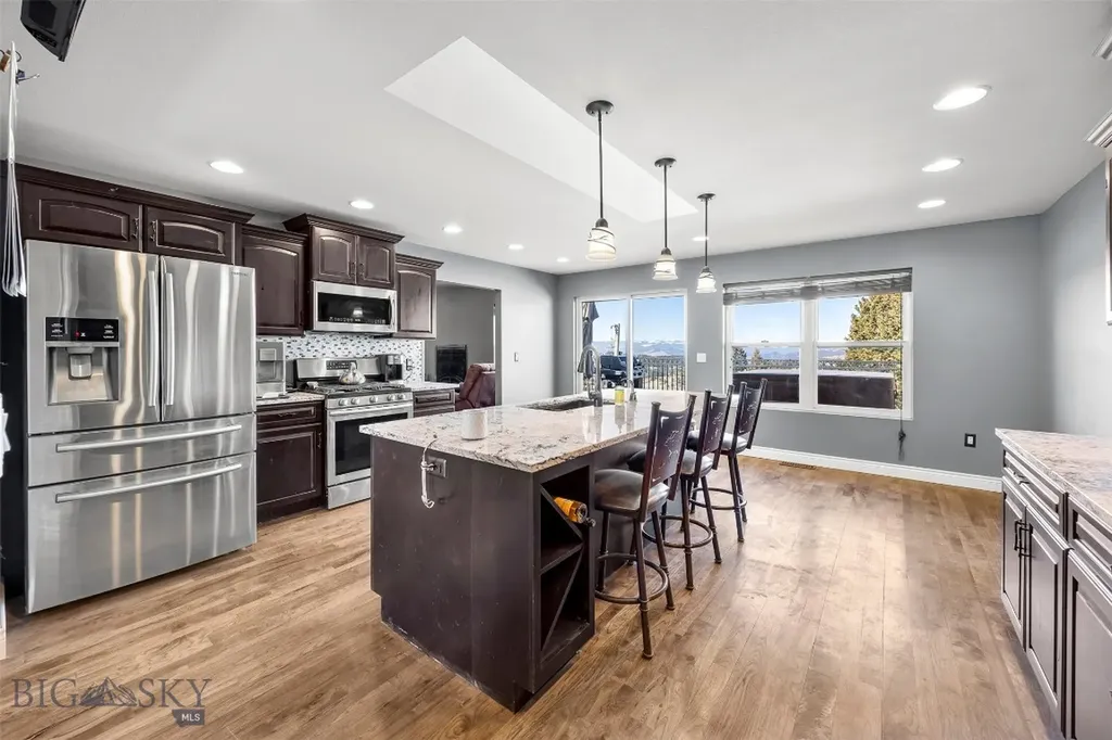 85 Poormans Butte MT 59701