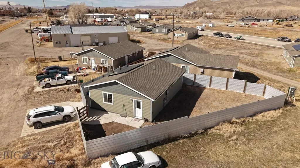 619 N Railroad Dillon MT 59725