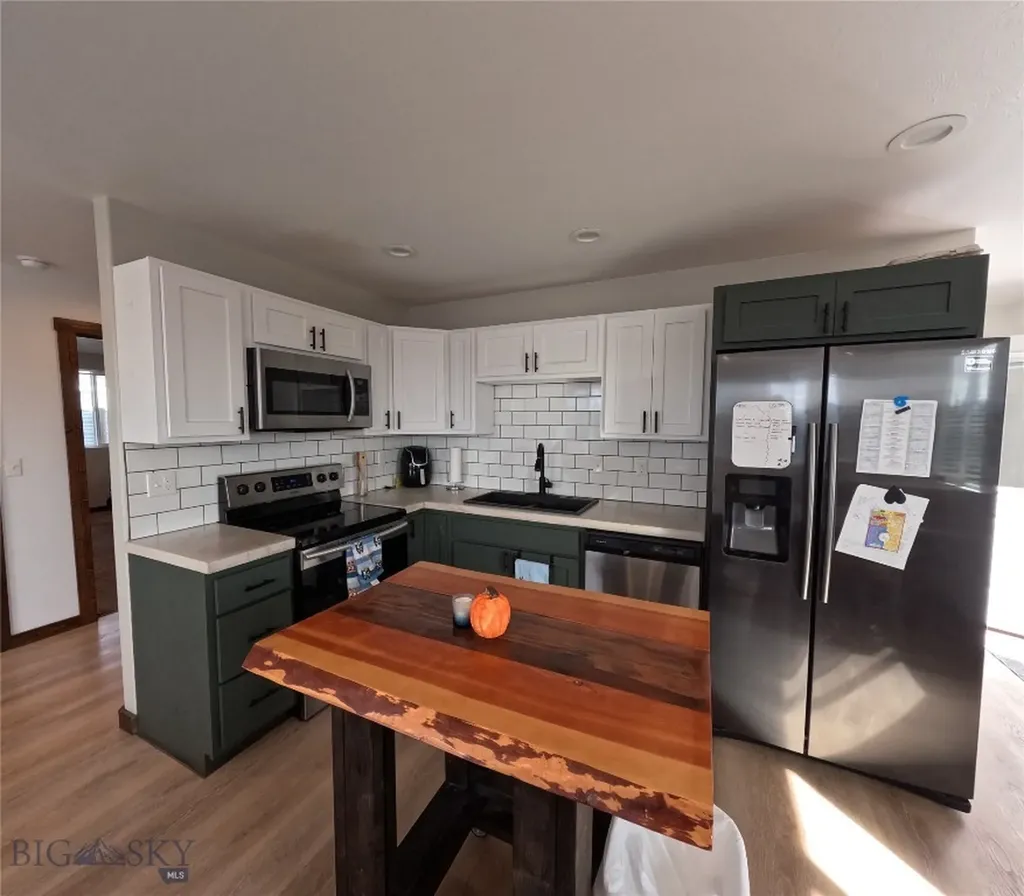 619 N Railroad Dillon MT 59725