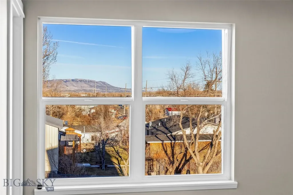 613 N L Street Livingston MT 59047