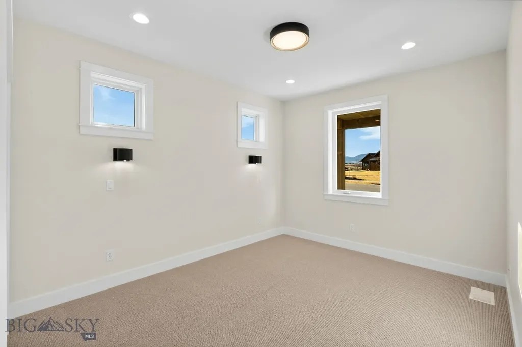 29 Swayback Bozeman MT 59718