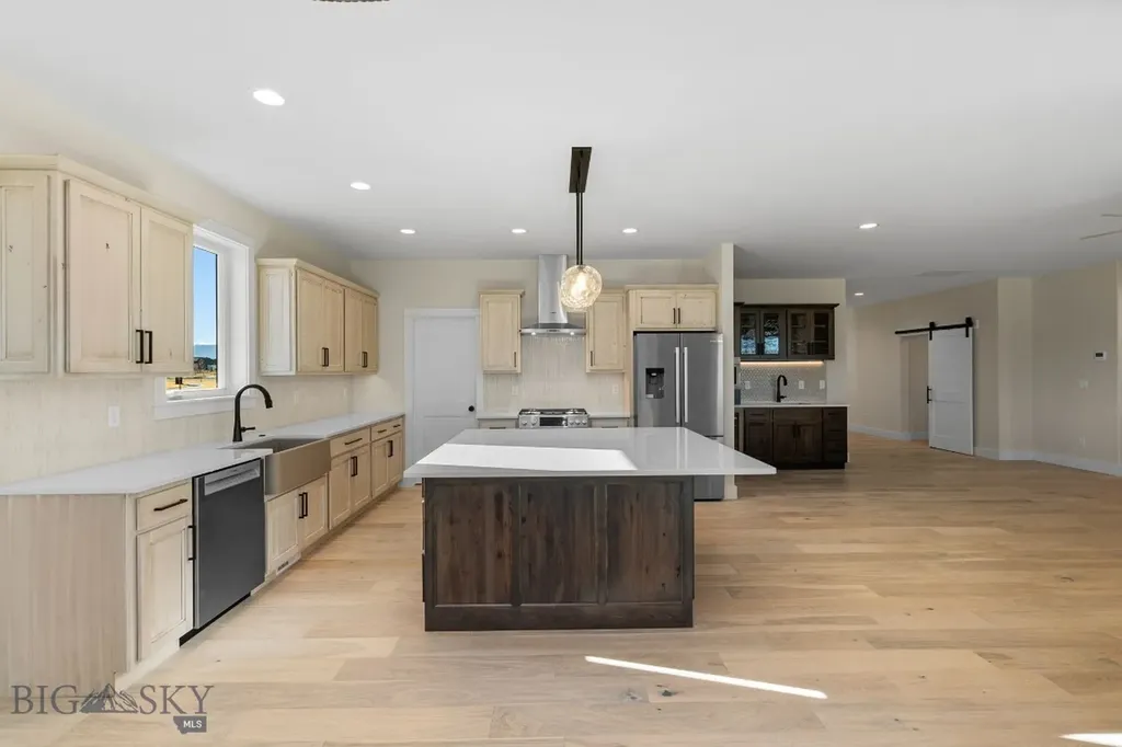 29 Swayback Bozeman MT 59718