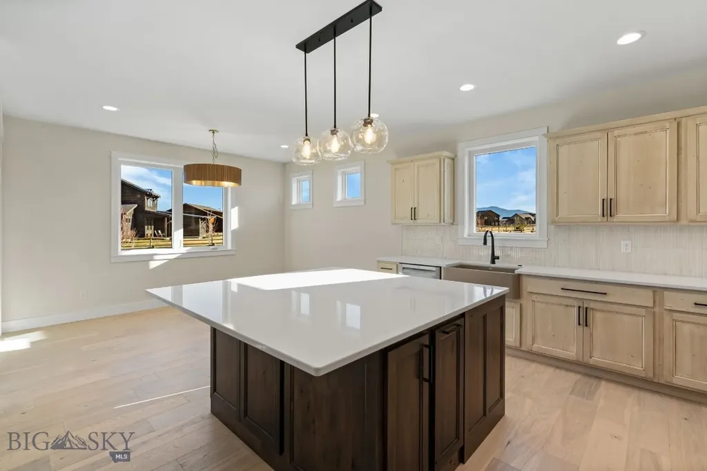 29 Swayback Bozeman MT 59718