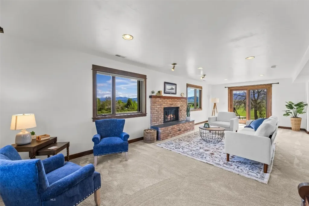 220 Ridge Trail Bozeman MT 59715