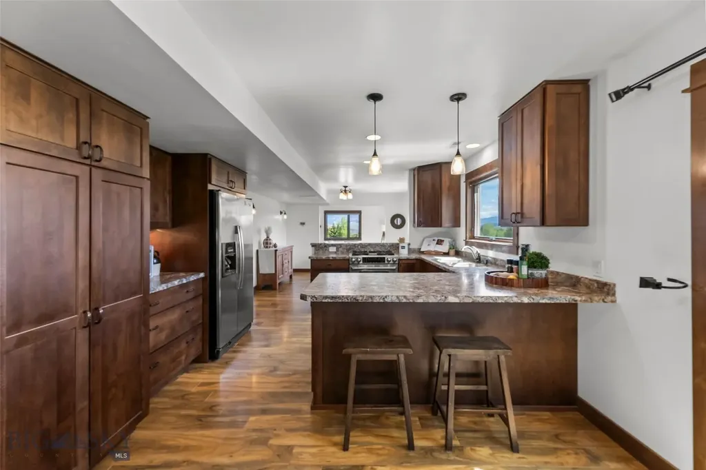220 Ridge Trail Bozeman MT 59715