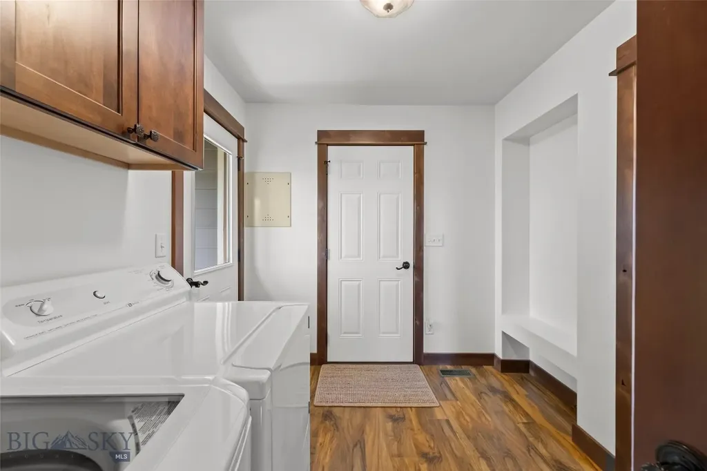 220 Ridge Trail Bozeman MT 59715