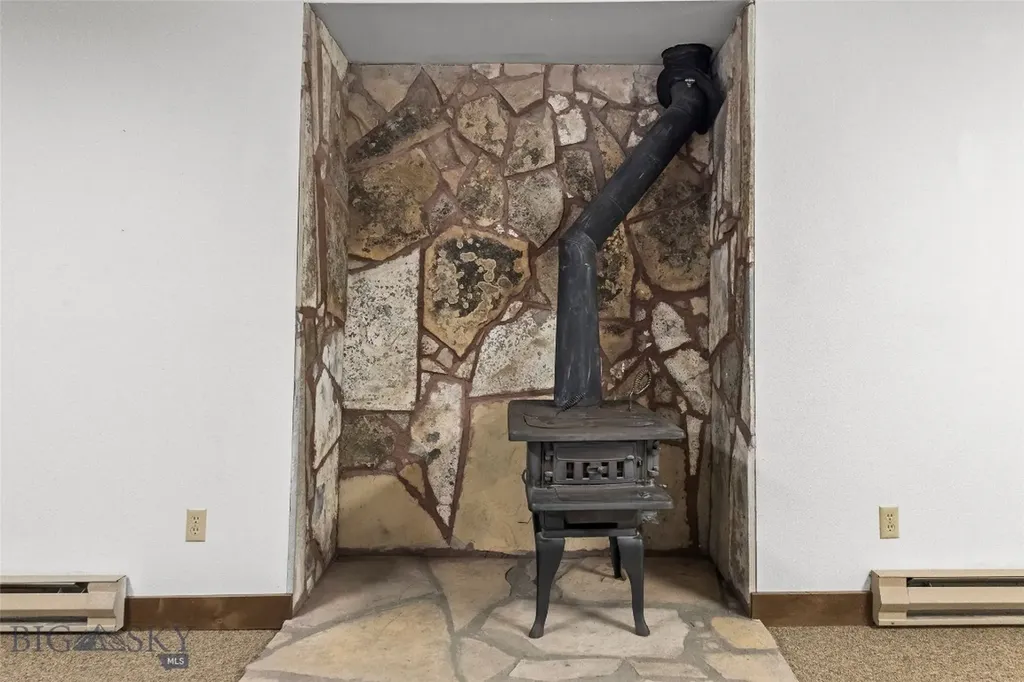 220 Ridge Trail Bozeman MT 59715