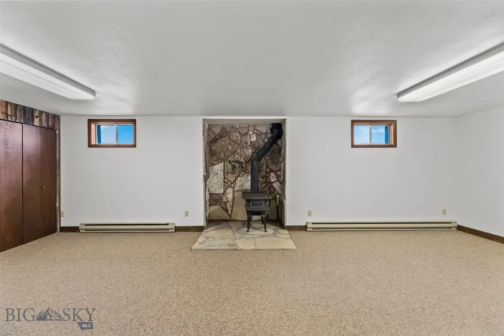 220 Ridge Trail Bozeman MT 59715
