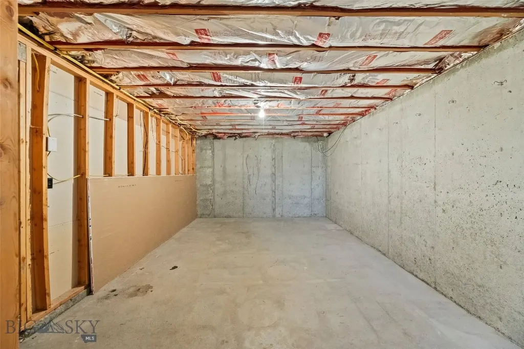 220 Ridge Trail Bozeman MT 59715