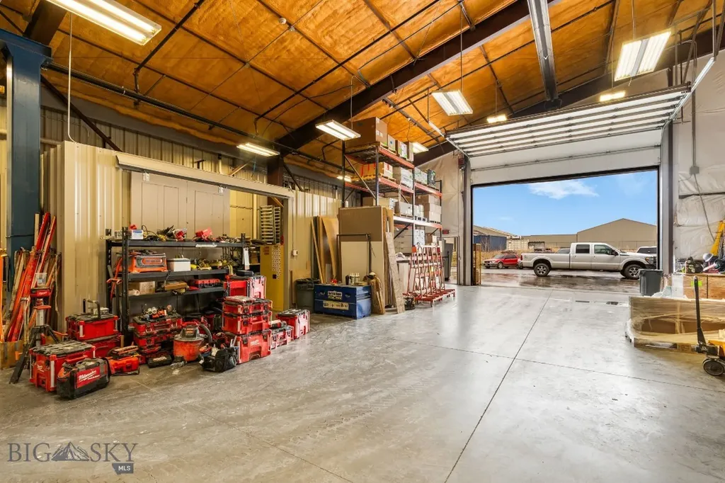 12 Penny Lane Gallatin Gateway MT 59718