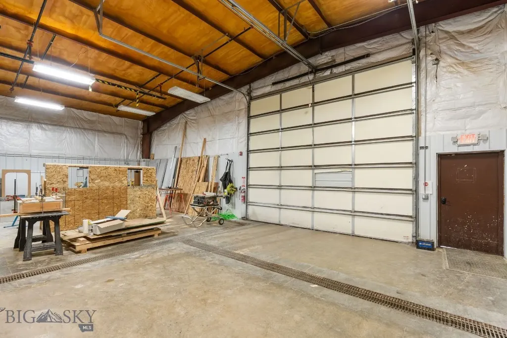 12 Penny Lane Gallatin Gateway MT 59718