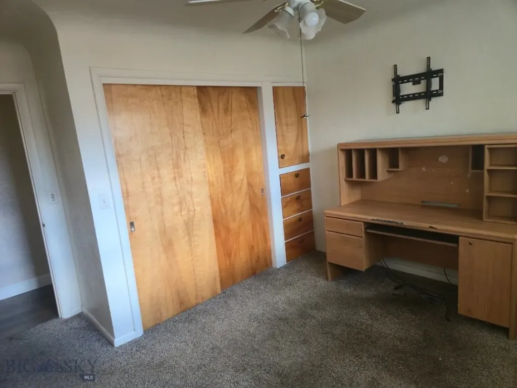 2526 Locust Street Butte MT 59701