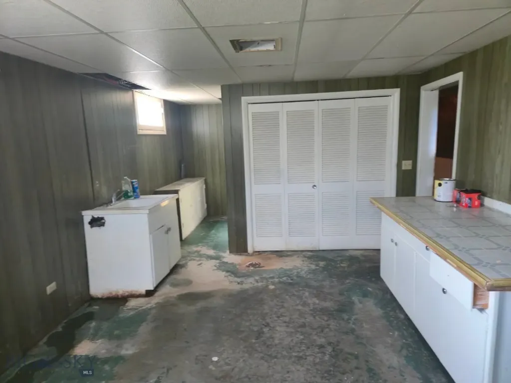 2526 Locust Street Butte MT 59701
