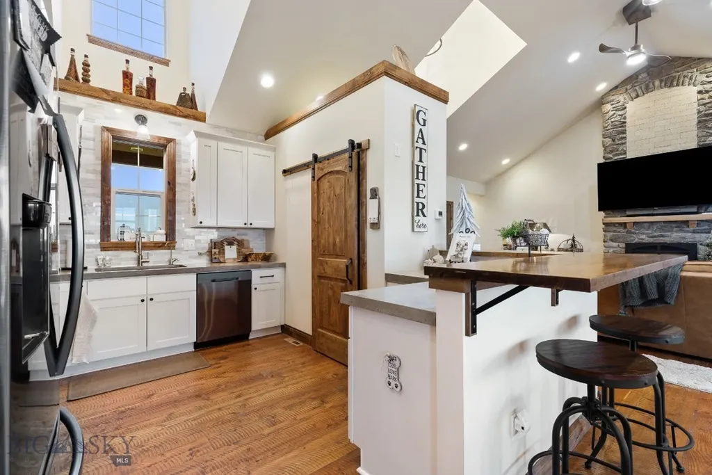 109 Wild Rose Loop Three Forks MT 59752