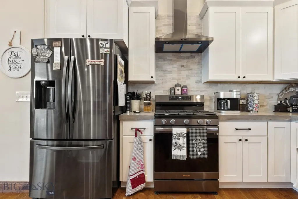 109 Wild Rose Loop Three Forks MT 59752