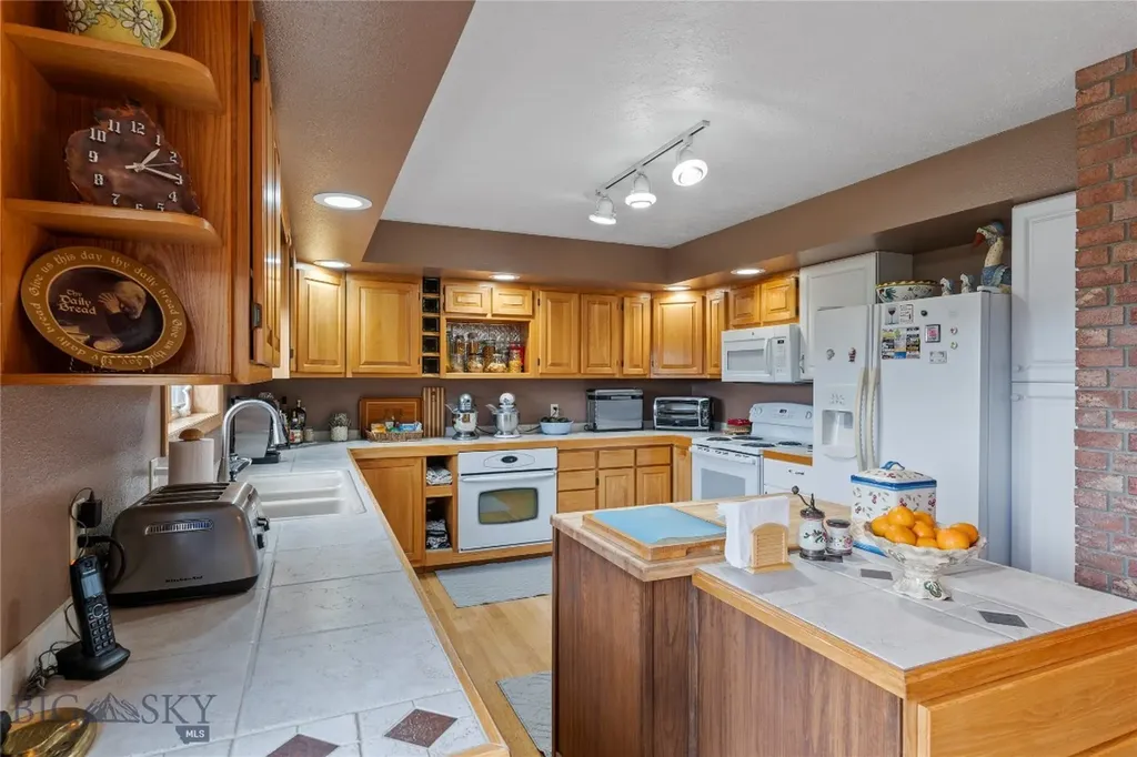 44 Shearer Road White Sulphur Springs MT 59645