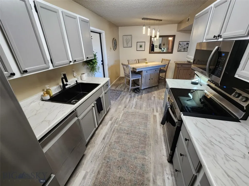 301 20th Avenue S Great Falls MT 59405