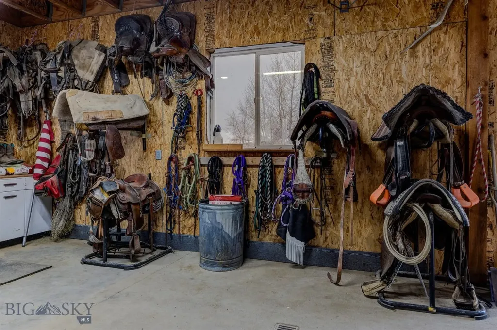 72 Basin Trail Livingston MT 59047