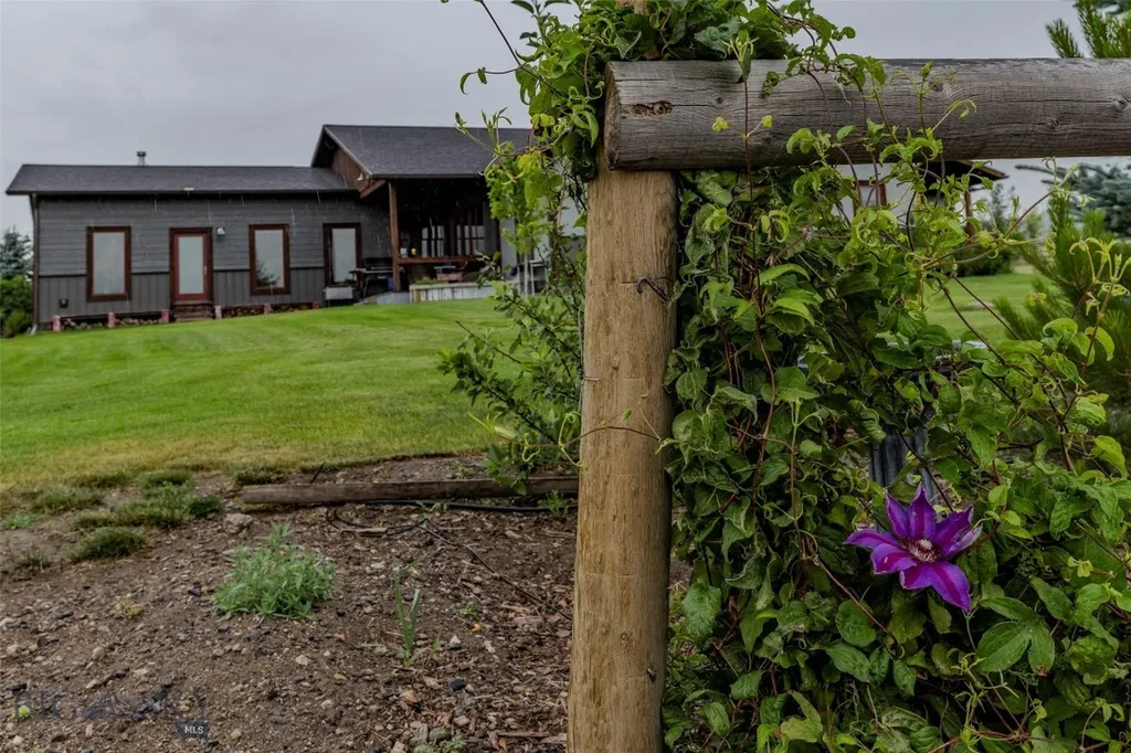 72 Basin Trail Livingston MT 59047