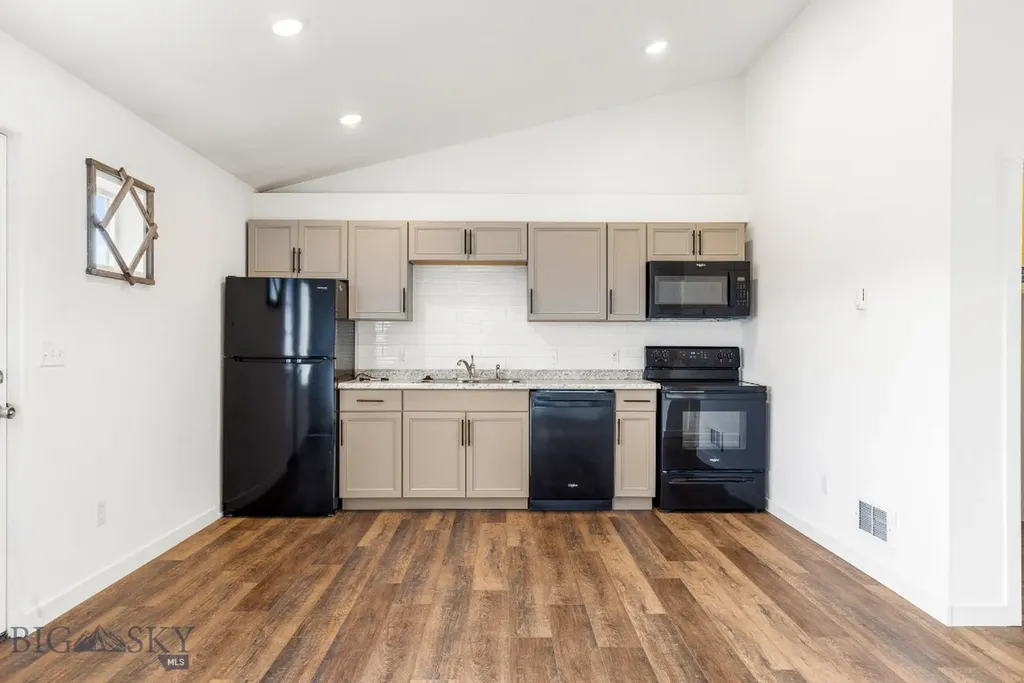 401 Brookline Livingston MT 59047