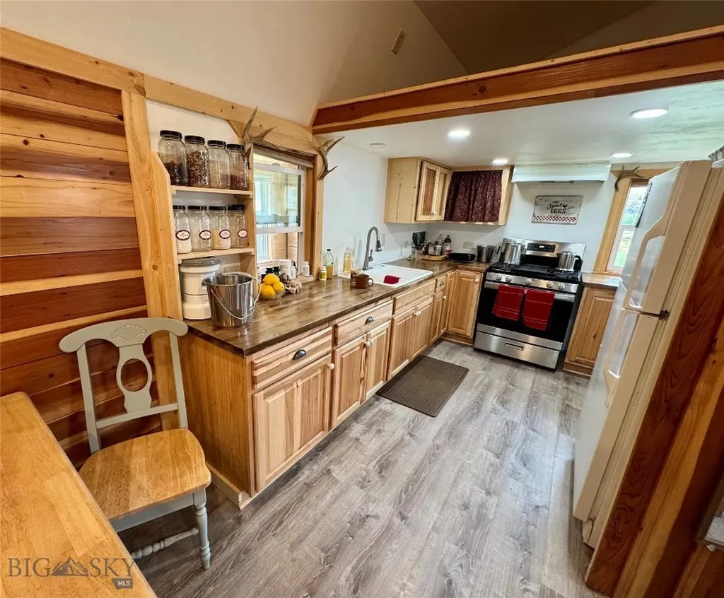 7535 Birch Creek Road Dillon MT 59732