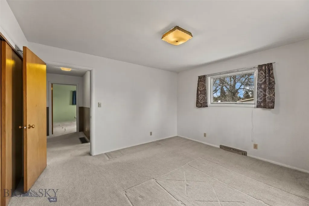 200 E Armitage Ennis MT 59729