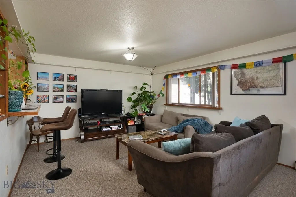 1720 W Olive Bozeman MT 59715