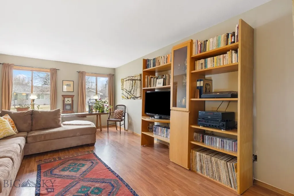 17 Chestnut Grove Bozeman MT 59718
