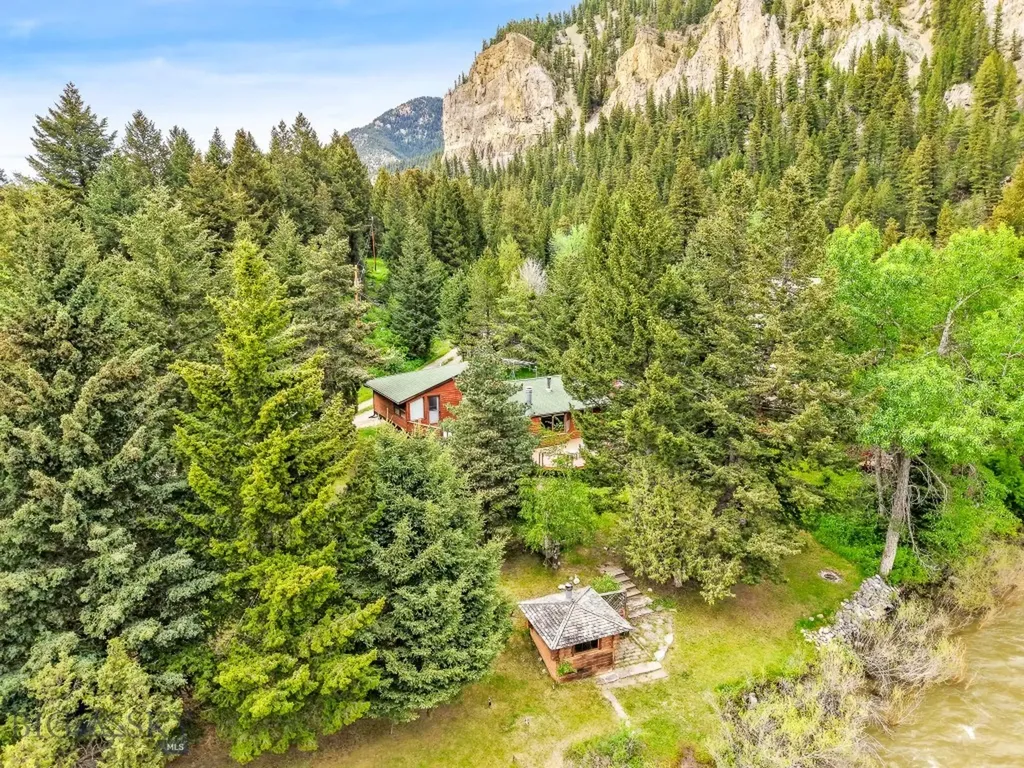 140 Luhn Gallatin Gateway MT 59730