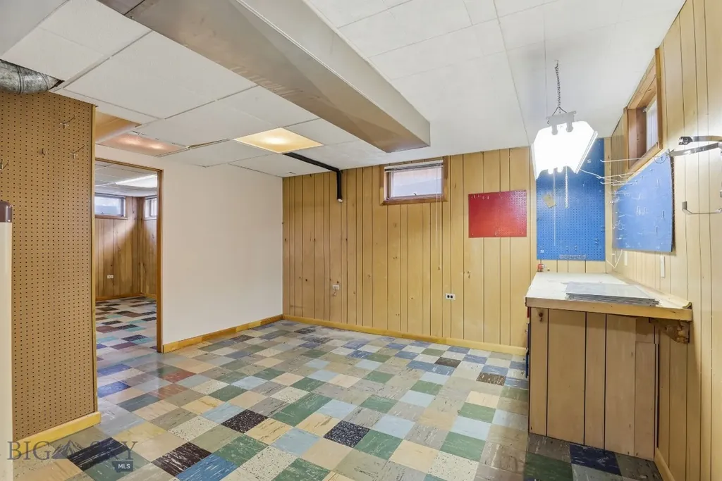 1211 S Grand Avenue Bozeman MT 59715
