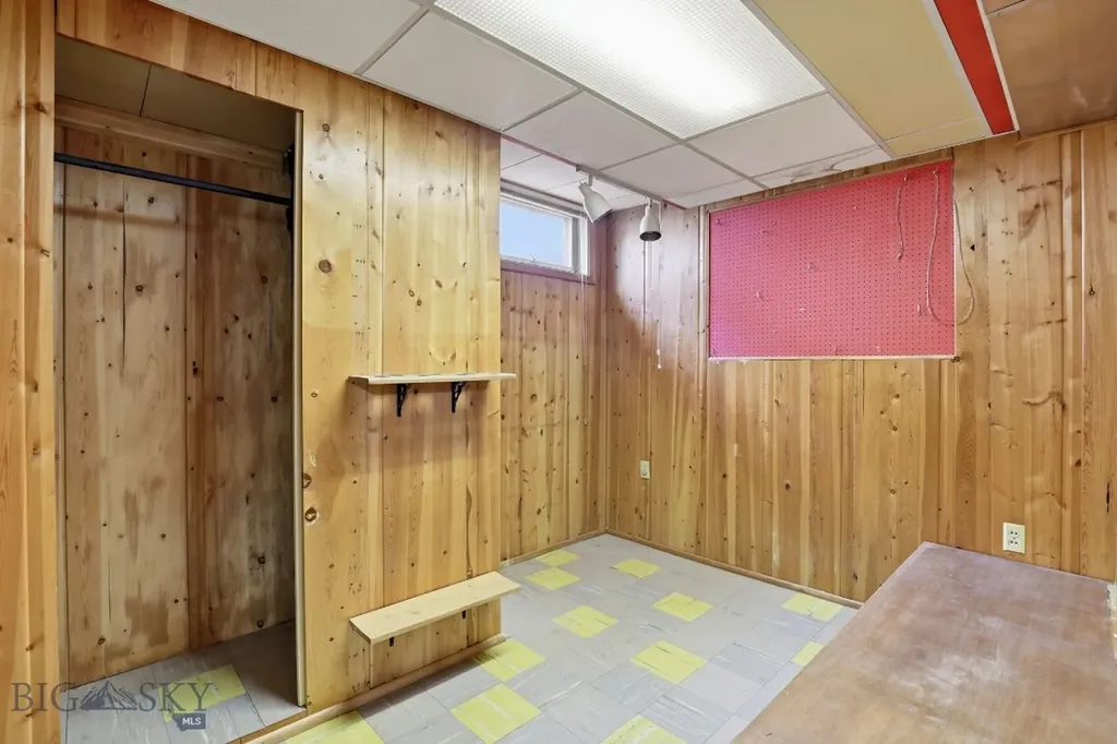 1211 S Grand Avenue Bozeman MT 59715