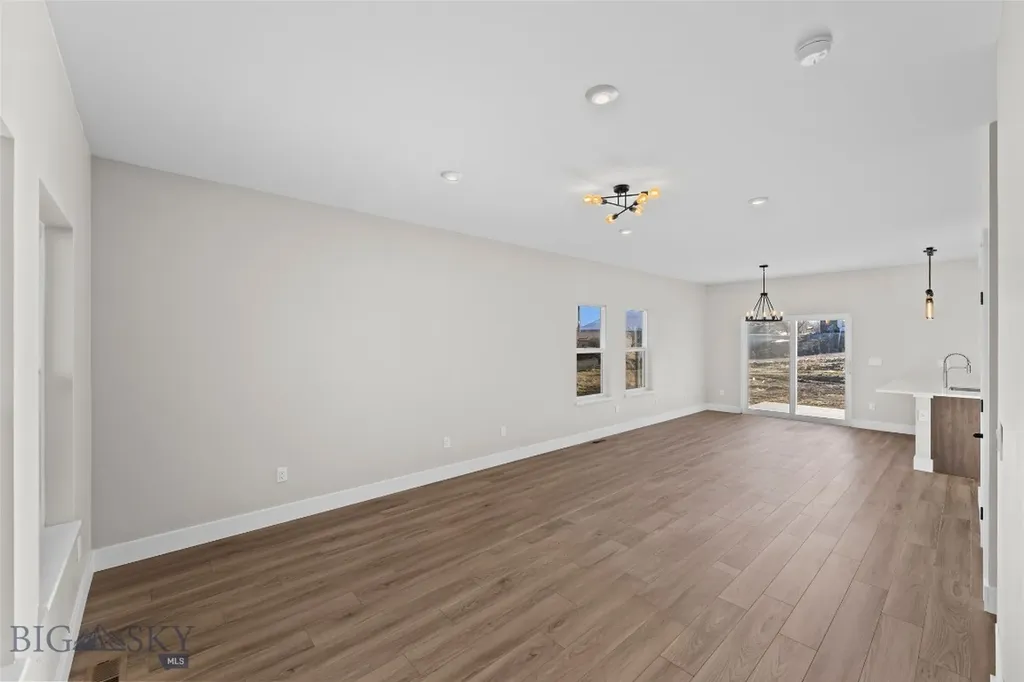 607 N L Street Livingston MT 59047