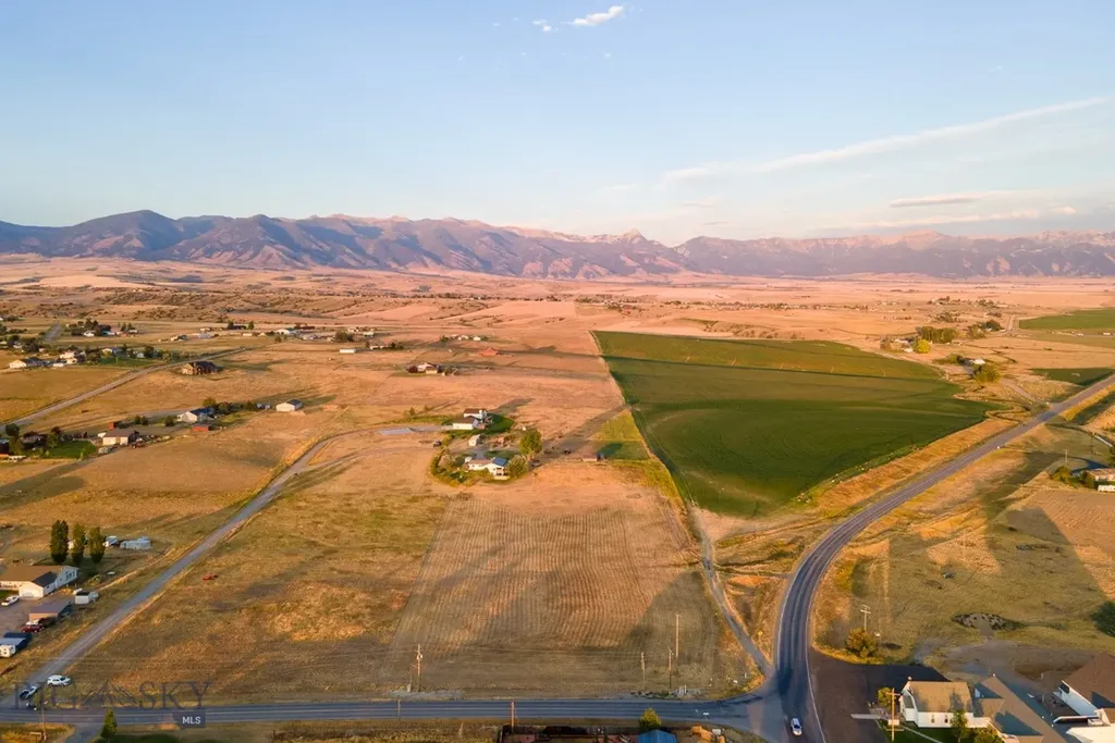 8550 Dry Creek Road Belgrade MT 59714