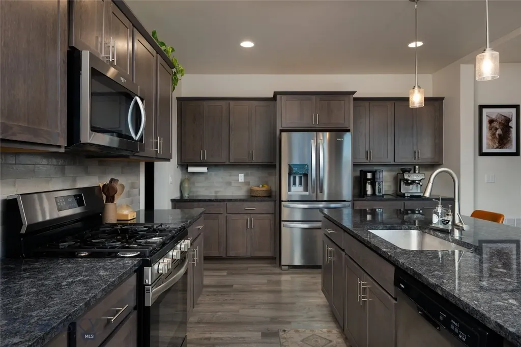 1502 Deadwood Loop Belgrade MT 59714