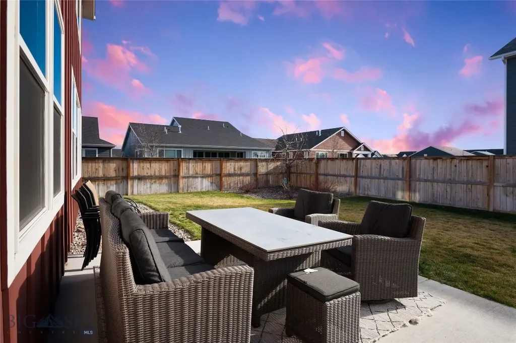 1502 Deadwood Loop Belgrade MT 59714